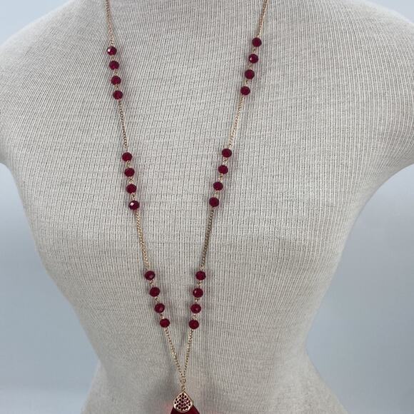 Red faux gemstone goldtone long necklace - Picture 3 of 6